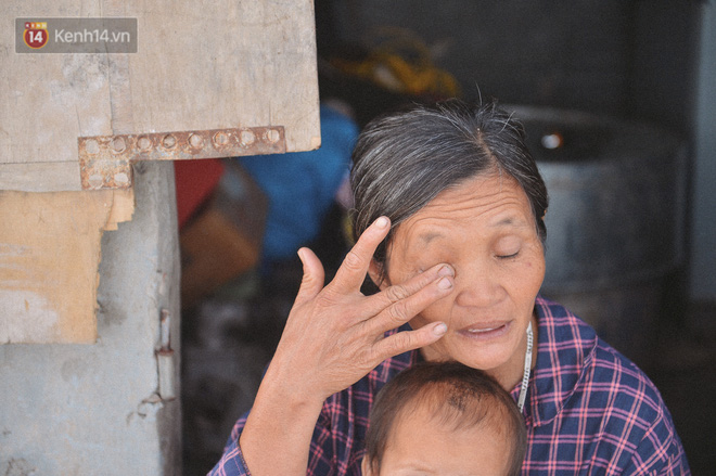 Người mẹ sinh 14 đứa con ở Hà Nội, 3 đứa vướng vào lao lý: “Cuộc đời này tôi chưa thấy ai khổ như mình” - Ảnh 2.